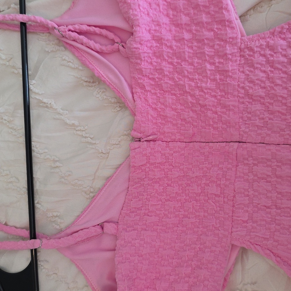 Bubble Knit Textured Cut-Out Bodycon Mini Dress Pink Medium Barbiecore Coquette - Picture 8 of 8